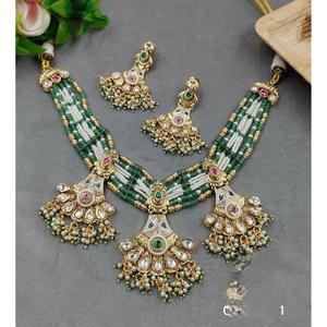 Ensemble collier et boucles d'oreilles en moissanite plaqué or de qualité supérieure, bijoux de fête indiens pour femmes - Product Image 1