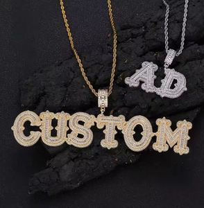 Nouveau Collier Pendentif Personnalisé de Luxe en Argent Sterling 925 avec Lettre Initiale Sertie de Moissanite Baguette pour Homme - Product Image 1