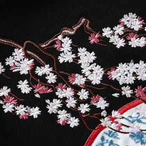 เสื้อฮู้ดดี้ปักลายผู้ชายสุดเท่ ระบายอากาศได้ดี สวมใส่สบาย คุณภาพพรีเมียม พร้อมปักโลโก้/สีตามสั่ง - Product Image 5
