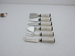 4 Piece <b>Cheese</b> Utensil <b>Set</b> Stainless Steel With Blue Resin Handles Serving Tools - Product Image 4