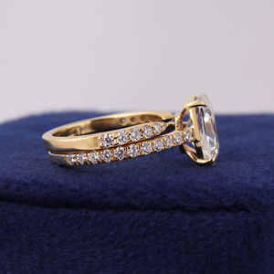 Ensemble de bagues de mariage en diamant de laboratoire IGI 5 carats, taille coussin, Or 14 carats, provenance mine ancienne - Product Image 3