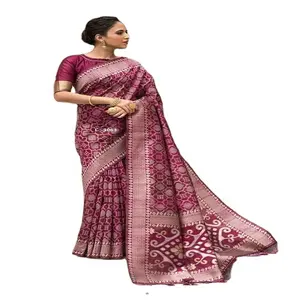 Kualitas Terbaik pakaian pesta pernikahan urutan Sari Mewah Tersedia dengan harga terjangkau dari pemasok India siap dibuat Saree