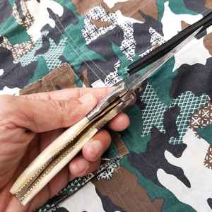 Couteaux de chasse conçus avec une lame pointue et une poignée solide, adaptés aux tâches de précision et à l'utilisation en extérieur. - Product Image 3