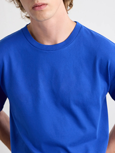 เสื้อยืดคอตตอนโอเวอร์ไซส์สำหรับผู้ชาย ปี 2026 รุ่นพรีเมียม 240 GSM เสื้อยืดสตรีทแวร์โอเวอร์ไซส์แบบเรียบ  รับสกรีนโลโก้ - Product Image 4