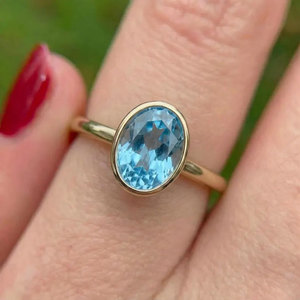 Anillo de Aguamarina Chapado en Oro de 18K Hecho a Mano, Corte Oval Grande, Joyería de Lujo Boho para Boda, Sanación y Declaración, Venta al por Mayor Hari Om - Product Image 1