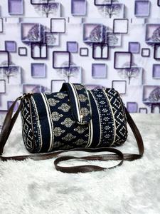 Bolso Bandolera de Lona Jacquard para Mujer, Moda 2026, Diseño Geométrico Tribal y a Rayas, Bolso Tipo Barril Pequeño con Cuero PU - Product Image 3