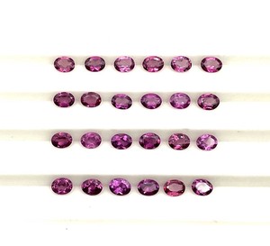 Gema suelta de granate rodolita rosa natural, corte pera, facetada de 3*4 mm para la fabricación de joyas - Product Image 1