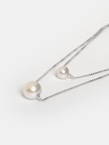 Un elegante collar hecho con auténtica plata de ley 925 y adornado con perlas elegantes, perfecto para el uso diario. - Product Image 6