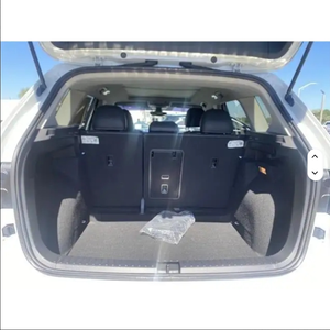 Venta de Auto Usado en Buen Estado, Volkswagen Taos SUV 2023, Listo para Enviar - Product Image 2