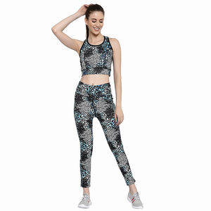 Ensemble 2 pièces de sport et yoga pour femme, de haute qualité, avec sublimation frontale, en Spandex et Polyester, confortable, comprenant un haut sans bretelles et un legging à taille élastique - Product Image 1