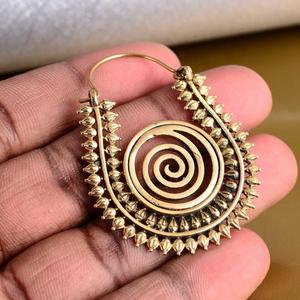 Nuevos Pendientes de Latón con Mandala de Diseño Exagerado para Mujer, Pendientes de Fiesta al por Mayor - Product Image 2