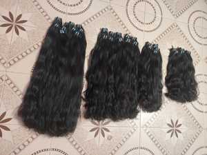 Extensions de cheveux naturels bouclés vierges indiens Remy à double trame - Product Image 2