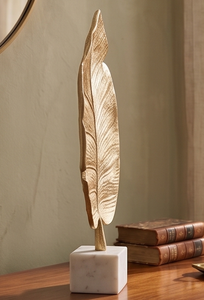 Escultura Decorativa de Lujo con Forma de Hoja, Acabado Dorado Antiguo y Base de Mármol, Esculturas Decorativas para Mesa, Decoración de Mesa - Product Image 3