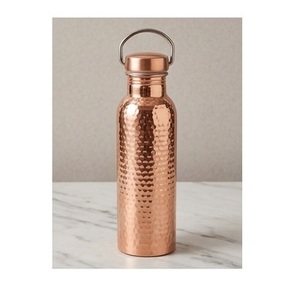 Bouteille d'eau artisanale en cuivre pur avec design martelé, gourde de voyage portable - Product Image 2
