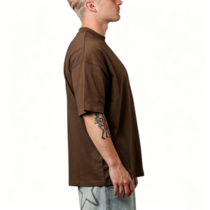 เสื้อยืดคอกลมแขนสั้นทรงหลวมสไตล์โอเวอร์ไซส์สำหรับผู้ชาย สีน้ำตาลล้วน ผ้าฝ้าย ทรงหลวมสบาย แบบดรอปไหล่ - Product Image 2