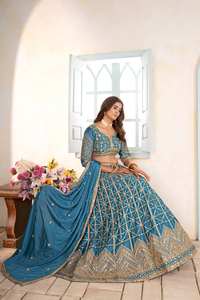 Ropa Étnica India, Material Chinon, Bordado con Lentejuelas, Diseño con Cordones, Lehenga Choli para Bodas, Fiestas y Festivales, Reciclado - Product Image 3