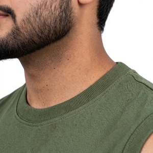 Débardeurs en polyester tricoté uni pour hommes, col rond, séchage rapide, respirants, anti-humidité, style urbain, vente en gros, logo personnalisé - Product Image 5