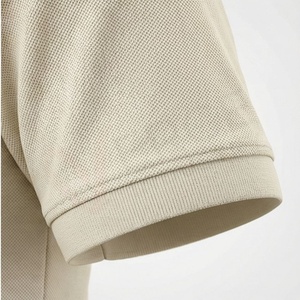 Polo de Manga Corta para Hombre, Color Beige, 100% Algodón Piqué, Casual, Transpirable, Corte Regular, Diseño de Punto Sólido - Product Image 6