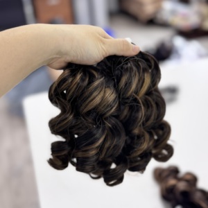 Extensiones de cabello de color piano rizado hinchable, cabello humano vietnamita, precio al por mayor - Product Image 4