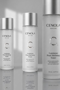 Tonique CERAMIDE Raffinant aux Perles Lumineuses CENOLA 150ml Pour Tous Types de Peau – Liquide Éclatant pour Soin de la Peau - Product Image 2