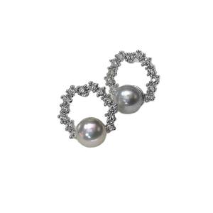 Pendientes Largos Estilo Qiao Mei con Muchas Perlas de Cáñamo, Agua de Mar Natural, 5.5-6mm, Redondos, Extremadamente Brillantes, Color Gris Plateado, Estilo Fresco - Product Image 5