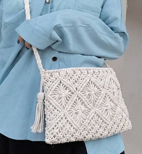 Vente flash sur les sacs à main traditionnels faits à la main pour femmes, en tissu de coton brodé, sac à main artisanal tendance, disponible au meilleur prix - Product Image 3