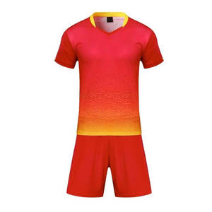 Uniforme de Fútbol Transpirable de Talla Grande 100% Poliéster, Uniforme de Fútbol de Material Duradero Más Vendido al Por Mayor de Aura Rex Apparel - Product Image 1