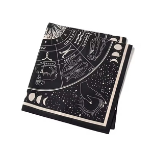 Écharpe carrée en tissu 100 % coton et polyester, imprimée numériquement, personnalisable en gros, avec design OEM et logo personnalisé, type bandana - Product Image 6