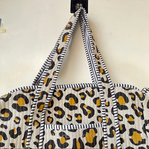 Bolso Tote Ligero Acolchado Estilo Bohemio de Color Liso con Parte Superior Abierta, Gran Capacidad, de Algodón, para Hombro, para Compras, para Mujer, Venta al por Mayor - Product Image 1