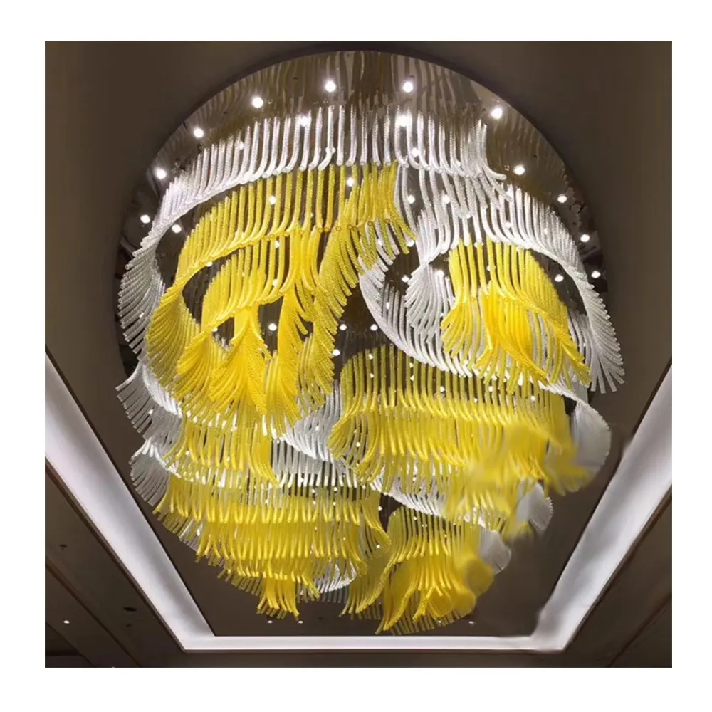 モダンプロジェクトシャンデリアアーチ型湾曲チューブ黄色い花照明天井に取り付けられたホテルのロビー用シャンデリア
