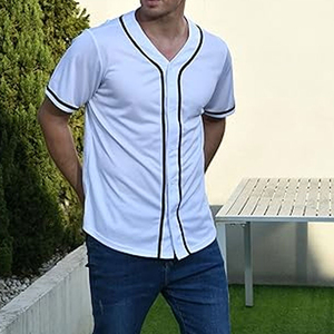 Maillot de baseball classique, tissu doux et respirant, coupe décontractée, manches courtes, fermeture boutonnée intégrale, idéal pour les entraînements et les jeux en plein air. - Product Image 4