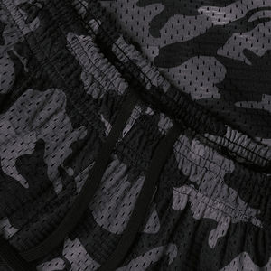 Pantalones Cortos de Baloncesto Personalizados para Hombre, con Cintura Elástica, 100% Poliéster, Impresión por Sublimación, con Bolsillos, Secado Rápido y Transpirables - Product Image 4