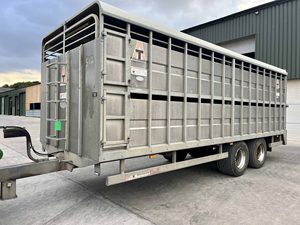 Remolque de Carga Estándar Austriaco de 3 Pisos para Transporte de Ganado y Caballos, Eléctrico, de Tamaño Personalizado, Alta Calidad, Precio de Fábrica - Product Image 5