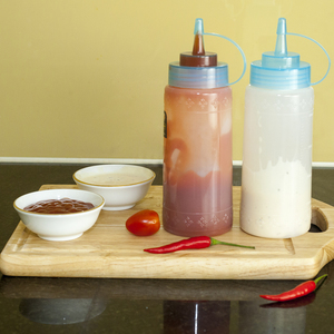 Bouteilles à presser avec bouchon à bec verseur 450 ml, contenants à condiments en plastique PP pour la cuisine, forme cylindrique, design à bouchon à vis - Product Image 4