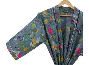 Bata Kimono de Algodón Suave y Transpirable con Estampado de Dibujos Animados para Mujer, Hecha a Mano, ODM, Cuello en V, Cintura Elástica, Larga - Product Image 4