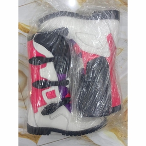 Bottes de moto tout-terrain en cuir imperméables et respirantes pour motard – Vente en gros - Product Image 4