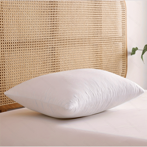 Cuscino King Size Bianco a Media Fermezza Serie 2000 per Lettura e Riposo a Letto - Product Image 1