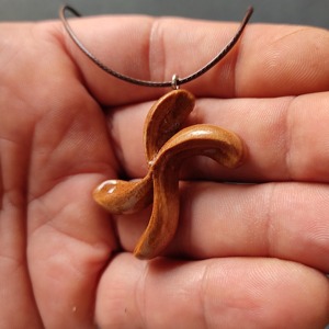 Collier en bois d'acajou couleur riche finition solide, prix usine de gros - Product Image 5