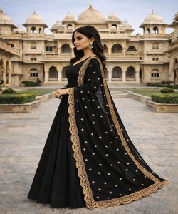 Robe en coton moderne unie avec broderie et sequins, dupatta, style décontracté, multicolore, prix de gros, vêtement ethnique pour femme - Product Image 4