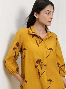 Robe chemise à imprimé floral jaune, manches trois quarts, coupe ample, longueur midi, col rabattu, tenue décontractée pour le printemps - Product Image 4