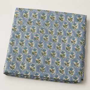 Tela de algodón estampada a mano con motivos florales azules y suaves motivos botánicos sobre un fondo pastel, textil transpirable para kurti. - Product Image 3