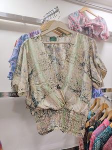 OEM Boho Floral Hauts pour femmes personnalisé en soie écologique décontracté été tissé Streetwear - Product Image 5