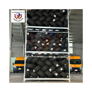 Étagère de rangement pour pneus en métal pliable, conçue pour un empilage organisé des pneus, gain de place, rangement et support stable - Product Image 4