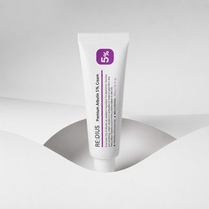 Crème Correctrice Anti-Rides et Anti-Taches K-Beauty à l'Adénosine et à l'Arbutine avec Bénéfices Blanchissants et Hydratants, Emballage en Tube - Product Image 5