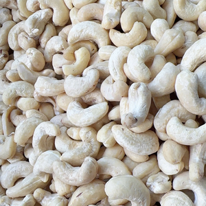 Fournisseur de Confiance W180 W210 Noix de Cajou Santigo Noix de Cajou du Vietnam Prix des Noix de Cajou au Vietnam de Santigo Vietnam - Product Image 1