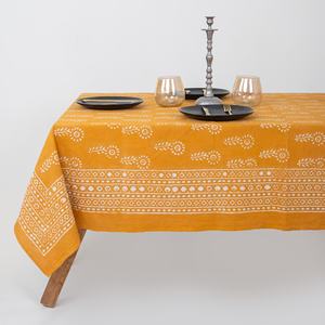 Nappe en coton imprimée à la main Dabu au design traditionnel, couverture de table de luxe pour mariages, fêtes en plein air et décoration intérieure - Product Image 1