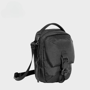 กระเป๋าคาดลำตัวอเนกประสงค์ทันสมัยสำหรับกิจกรรมกลางแจ้ง คุณภาพสูง กันน้ำ ผลิตจากโพลีเอสเตอร์ ดีไซน์แฟชั่น ผลิตในเวียดนาม - Product Image 2