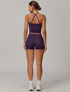 Ensembles de sport deux pièces pour femmes : débardeur et short taille haute push-up assortis – Tenues de sport, yoga et activités physiques - Product Image 5