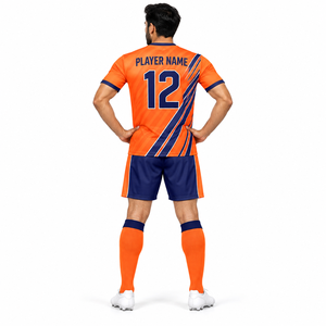 Ensemble de maillot de football unisexe personnalisé, sublimé, orange rayé, avec short et chaussettes, anti-transpiration, antibactérien, respirant - Product Image 2