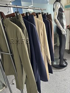 Survêtement de haute qualité pour hommes, veste personnalisée, ensemble de vêtements de sport, survêtements avec logo personnalisé, survêtement streetwear pour hommes - Product Image 4